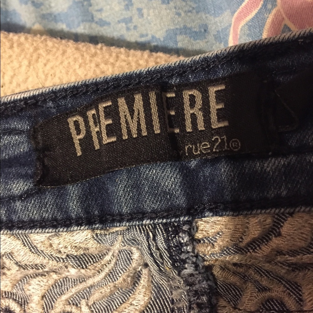 Jeans - Picture 2 of 2